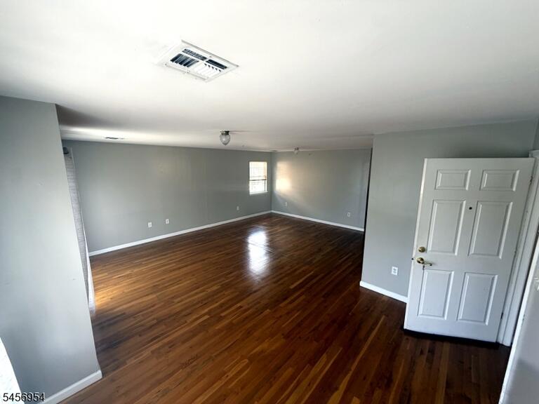 Property listing MLS 4049532 photo 2