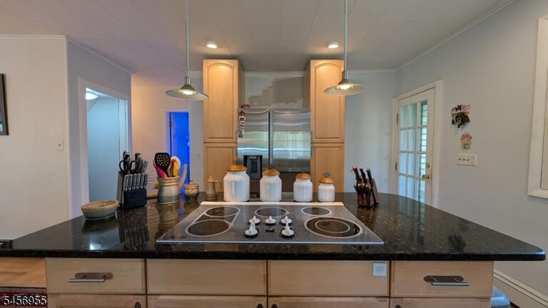 Property listing MLS 4049533 photo 4