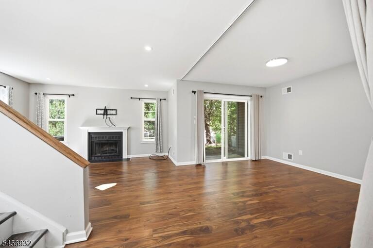Property listing MLS 4049536 photo 17