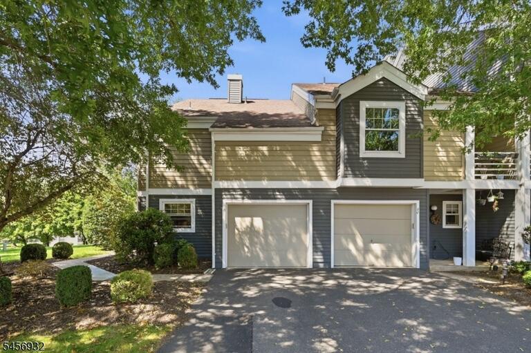 Property listing MLS 4049536 photo 3