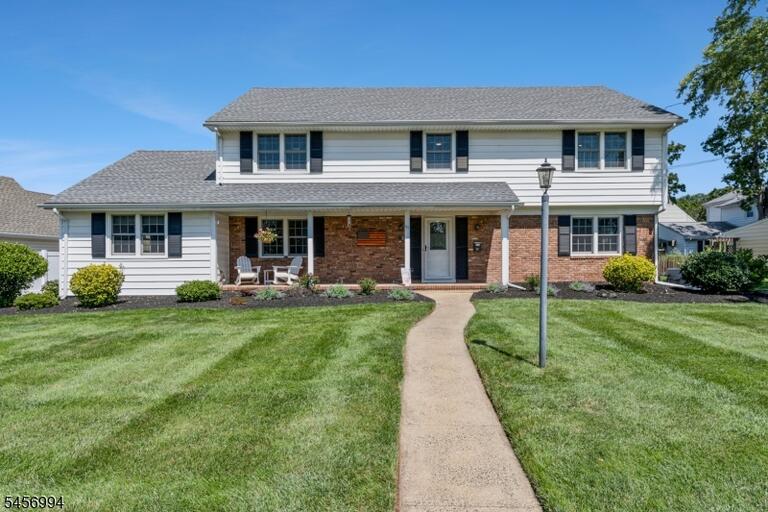 Property listing MLS 4049562 photo 1