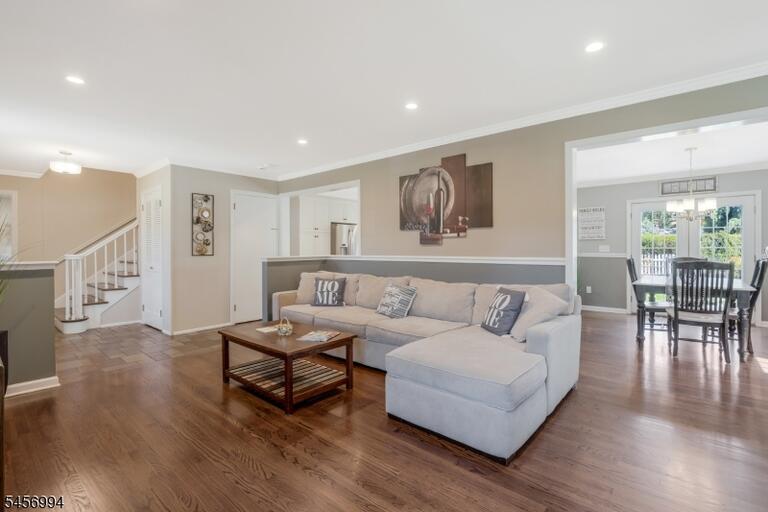 Property listing MLS 4049562 photo 12