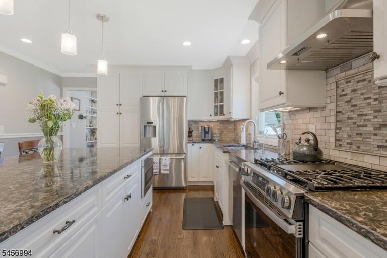 Property listing MLS 4049562 photo 19