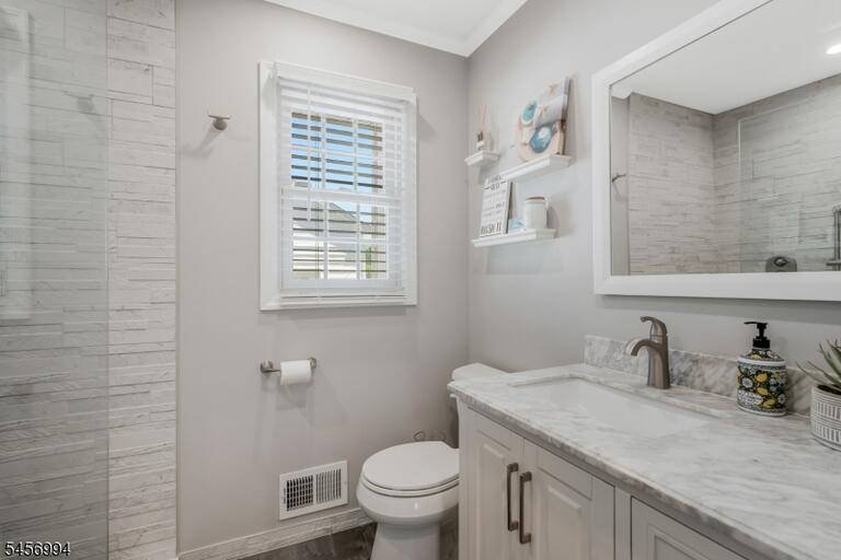 Property listing MLS 4049562 photo 27