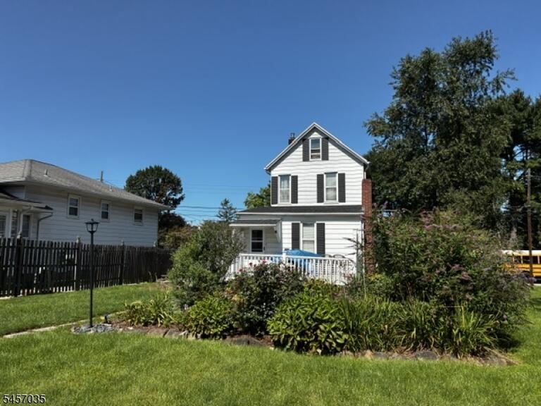 Property listing MLS 4049586 photo 2