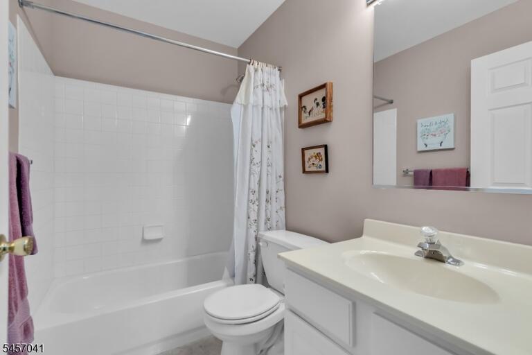 Property listing MLS 4049599 photo 24