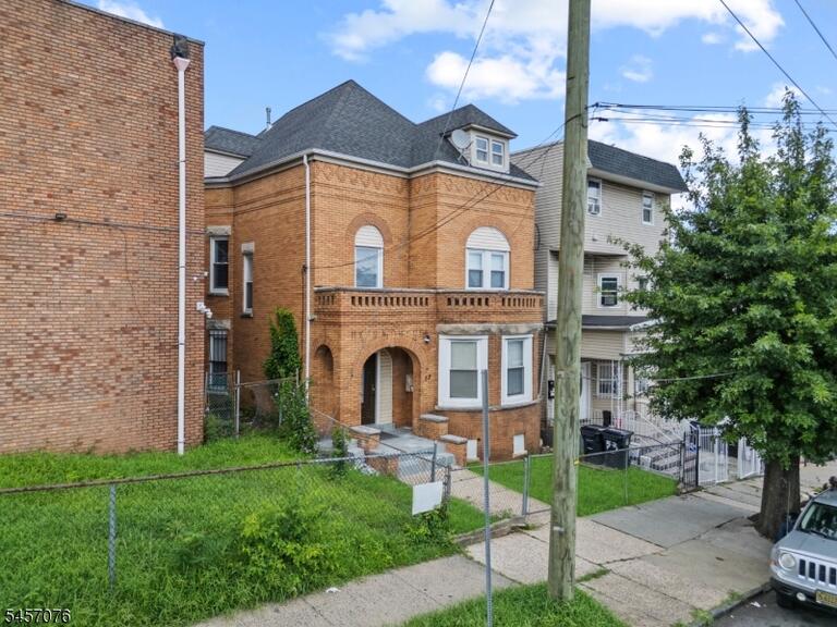 Property listing MLS 4049610 photo 12