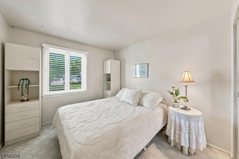 Property listing MLS 4049630 photo 24