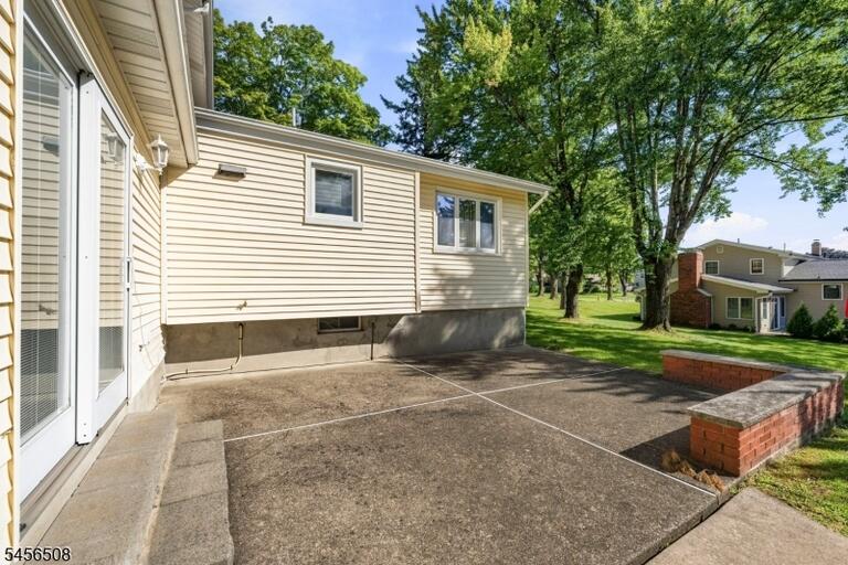 Property listing MLS 4049630 photo 42
