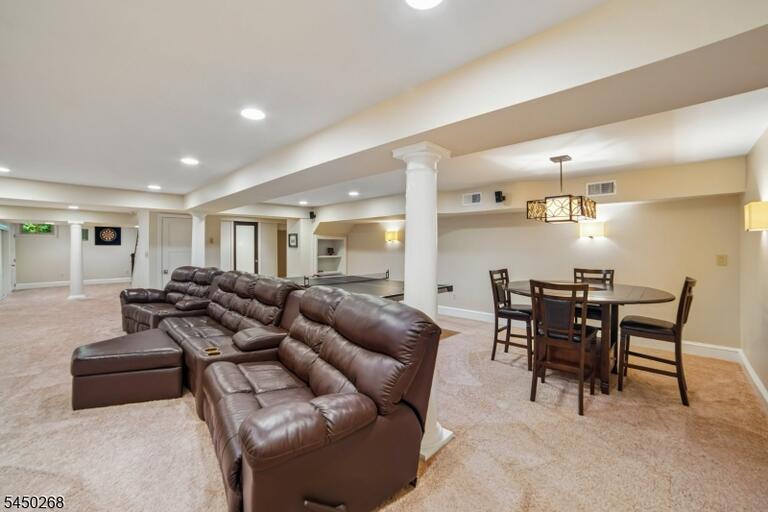 Property listing MLS 4049634 photo 33