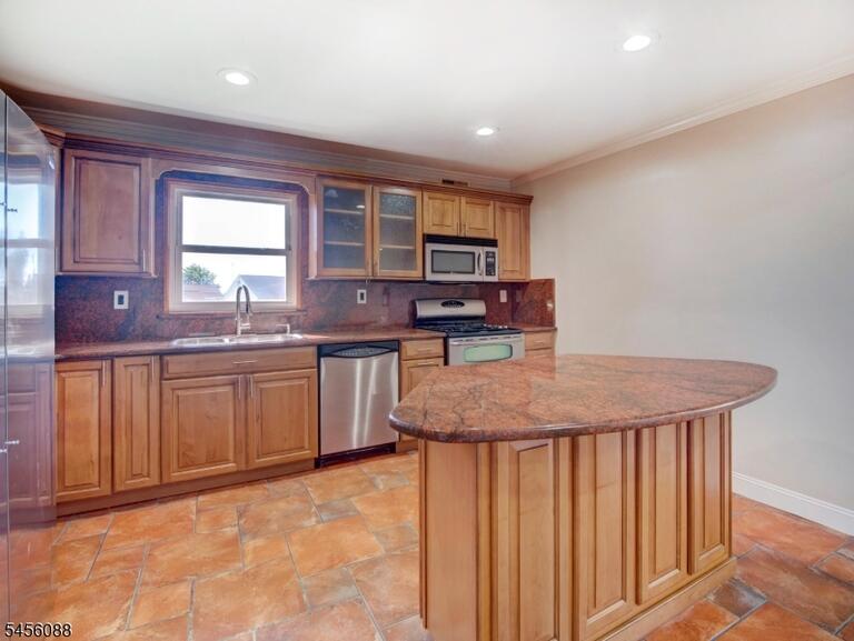 Property listing MLS 4049636 photo 27