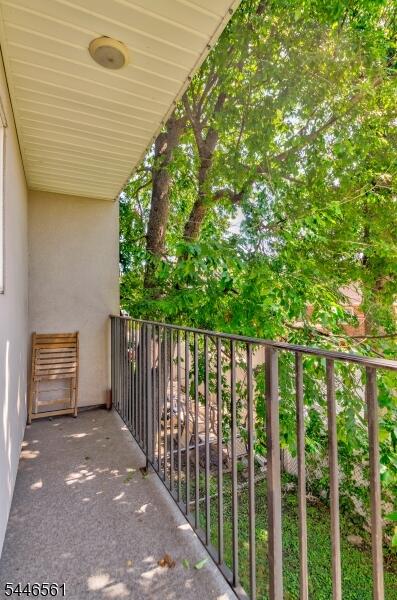 Property listing MLS 4049645 photo 18