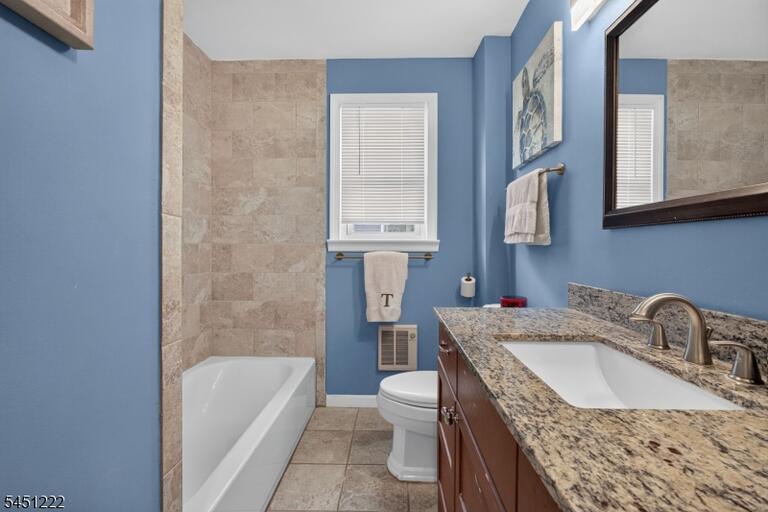 Property listing MLS 4049647 photo 21