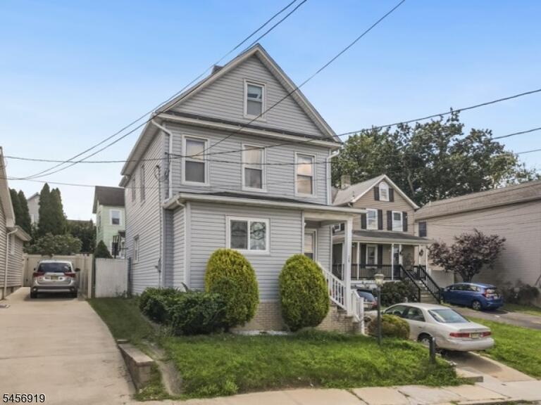 Property listing MLS 4049660 photo 3