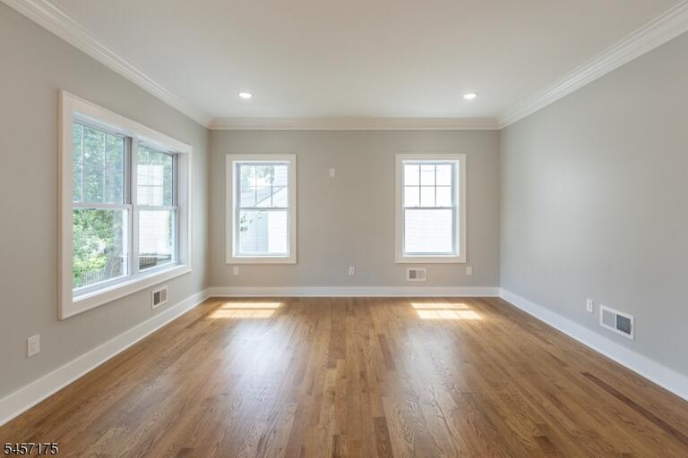 Property listing MLS 4049676 photo 11