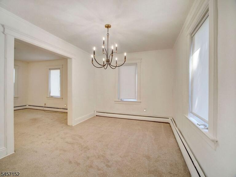 Property listing MLS 4049683 photo 10