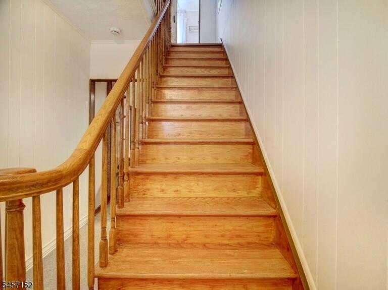 Property listing MLS 4049683 photo 6
