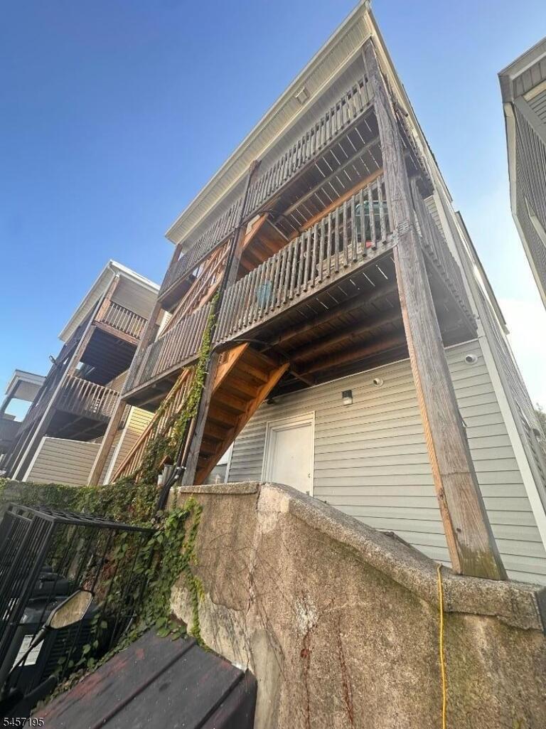 Property listing MLS 4049686 photo 8