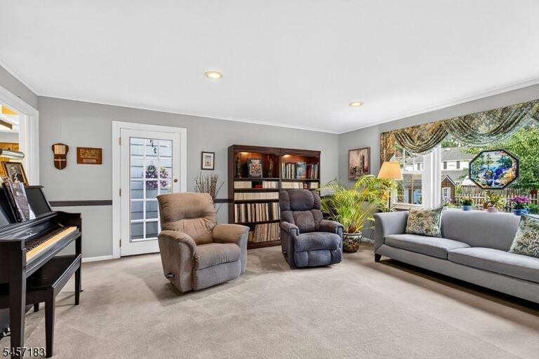 Property listing MLS 4049688 photo 9