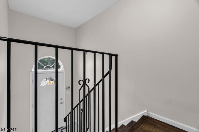 Property listing MLS 4049710 photo 31