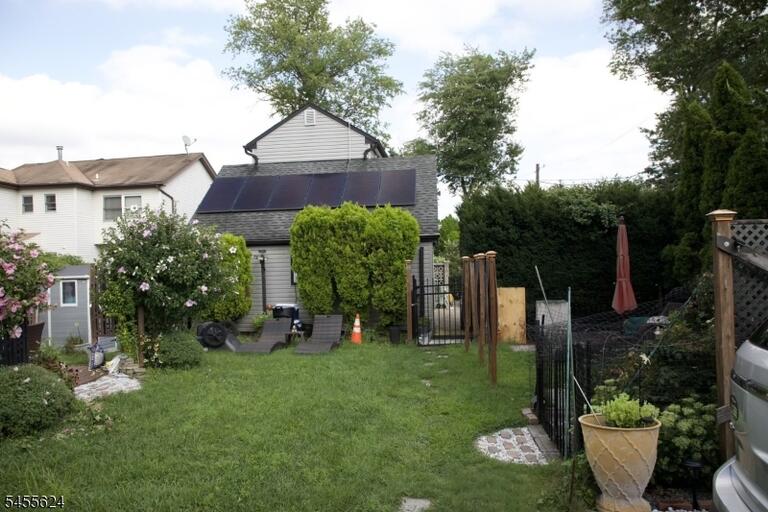 Property listing MLS 4049712 photo 4