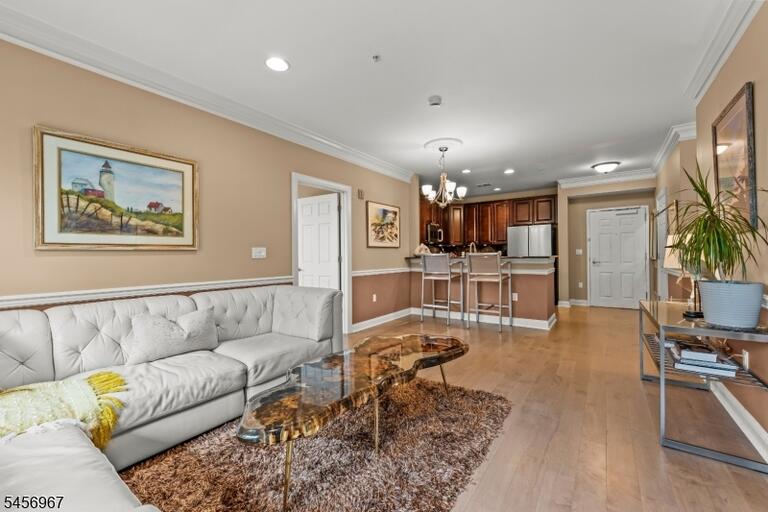 Property listing MLS 4049715 photo 8