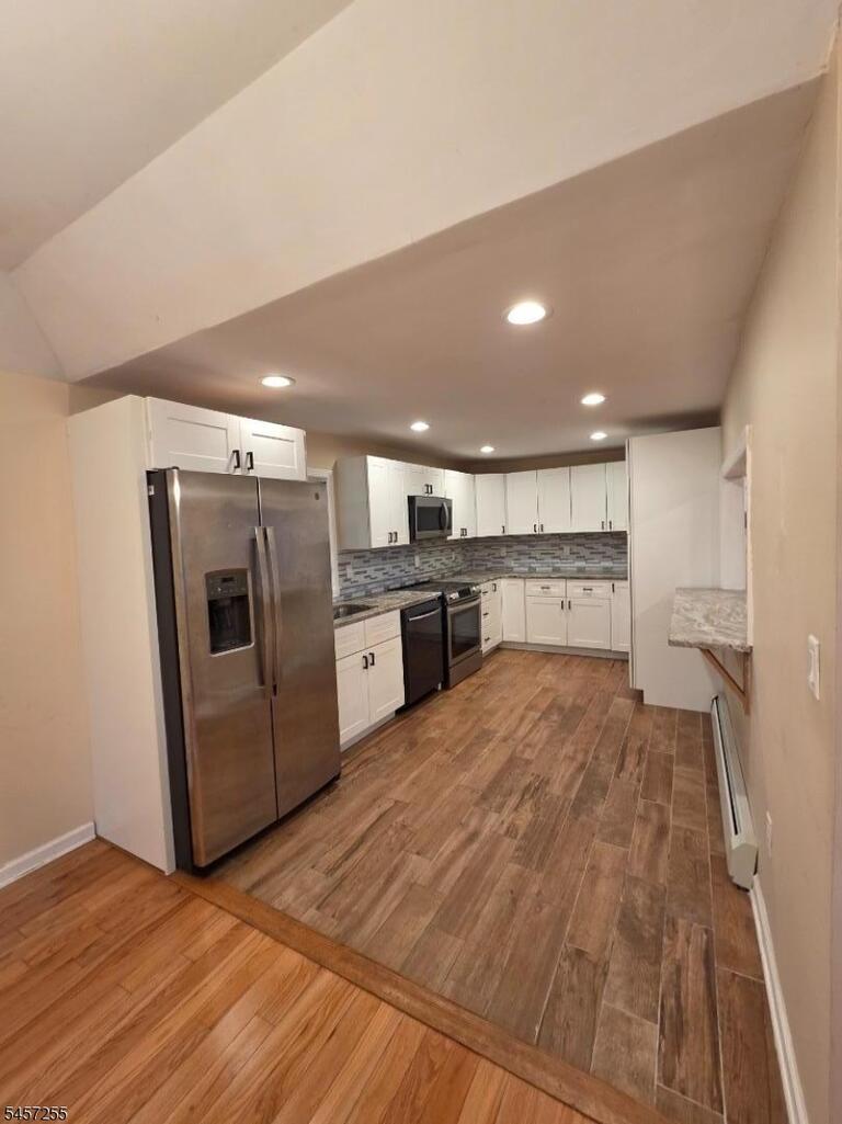 Property listing MLS 4049729 photo 8