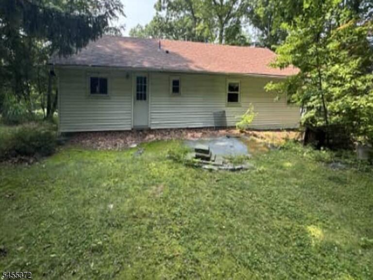 Property listing MLS 4049730 photo 2