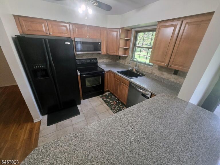 Property listing MLS 4049731 photo 9