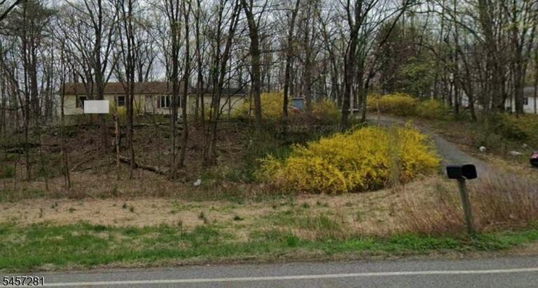Property listing MLS 4049739 photo 1