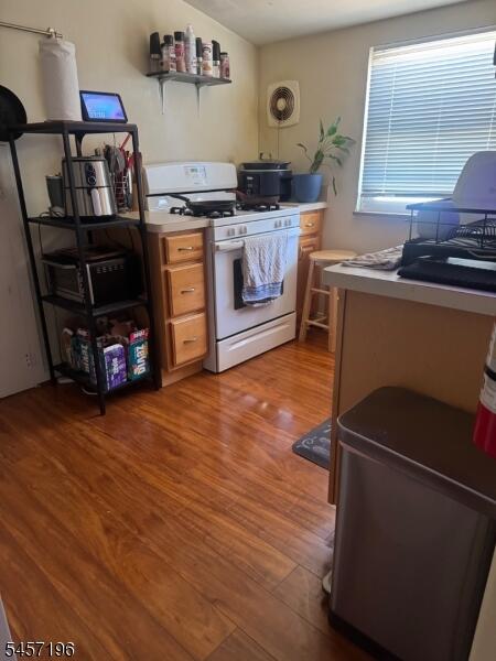 Property listing MLS 4049740 photo 5