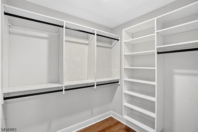 Property listing MLS 4049752 photo 18