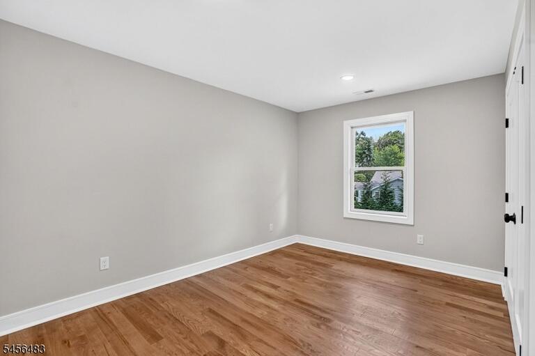 Property listing MLS 4049752 photo 20