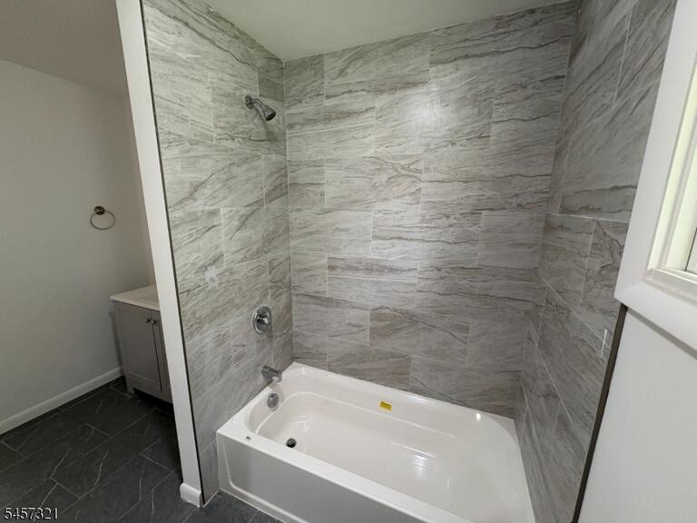 Property listing MLS 4049757 photo 14