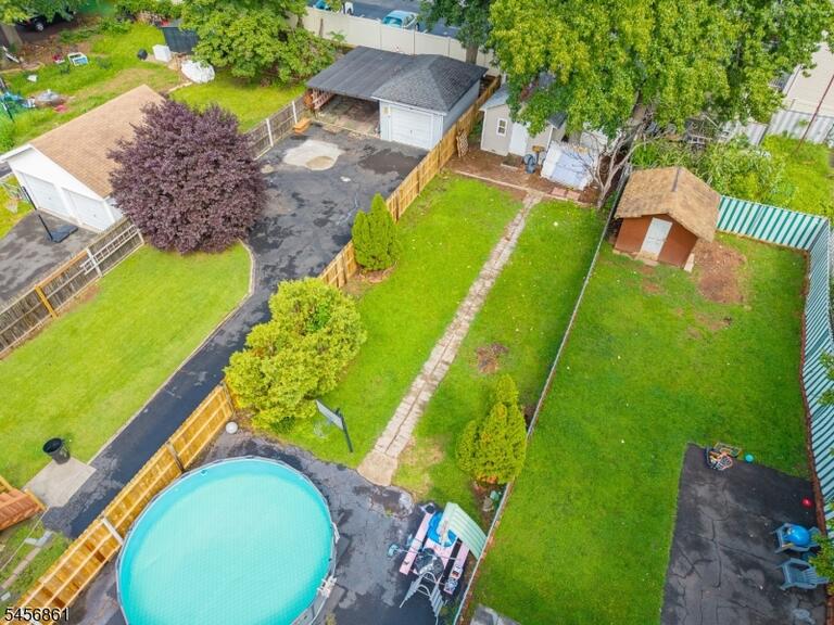 Property listing MLS 4049758 photo 30
