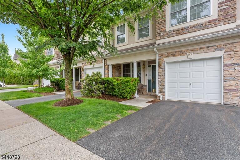Property listing MLS 4049762 photo 3