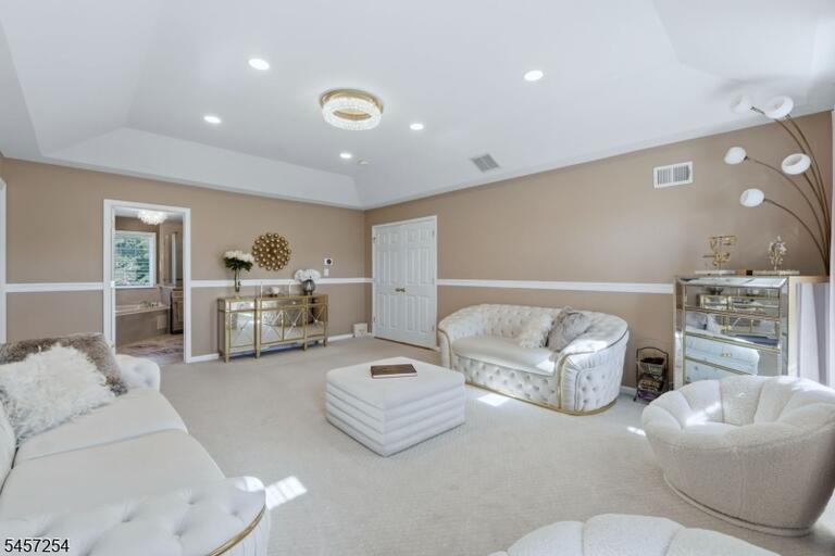 Property listing MLS 4049766 photo 21