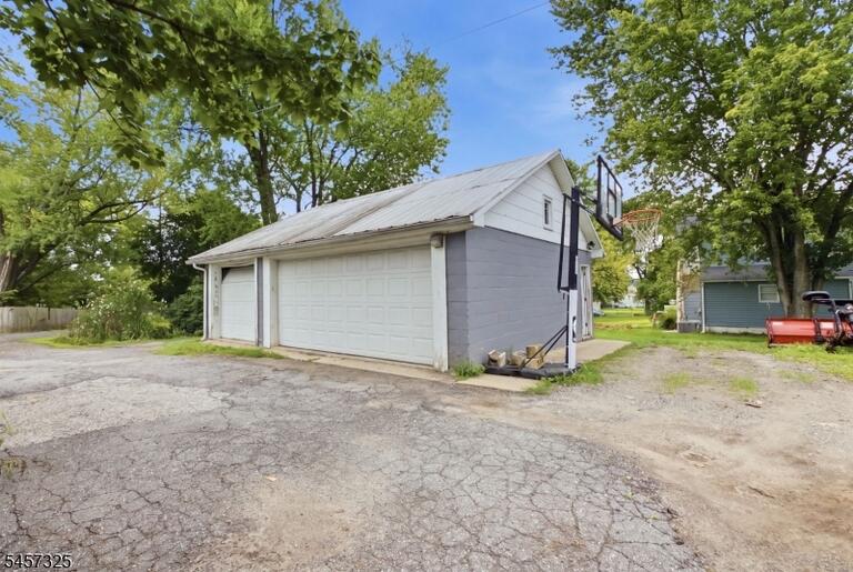 Property listing MLS 4049767 photo 31