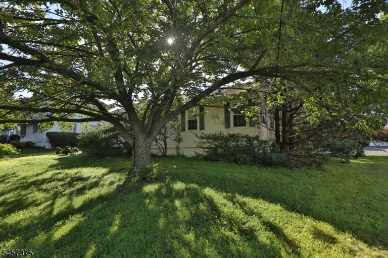 Property listing MLS 4049787 photo 13