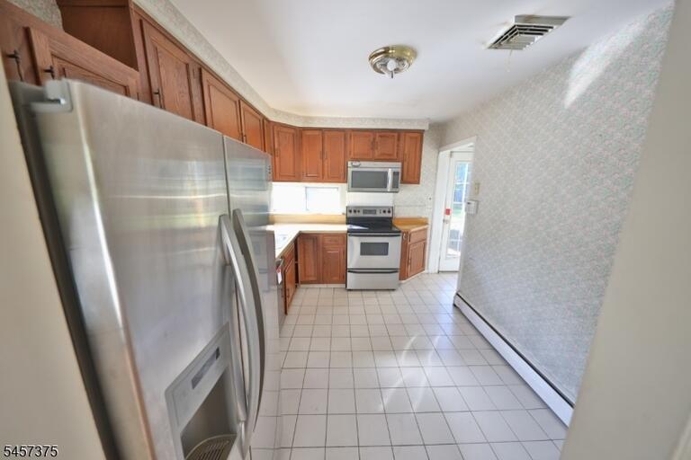 Property listing MLS 4049787 photo 28