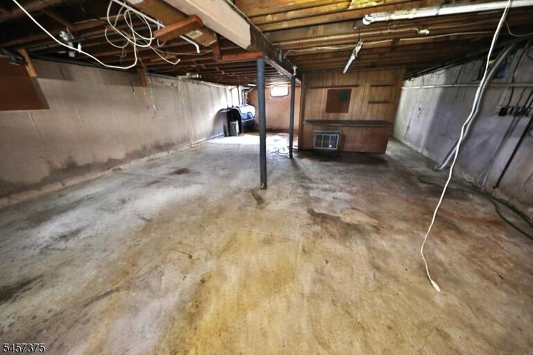 Property listing MLS 4049787 photo 38