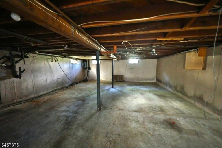 Property listing MLS 4049787 photo 39