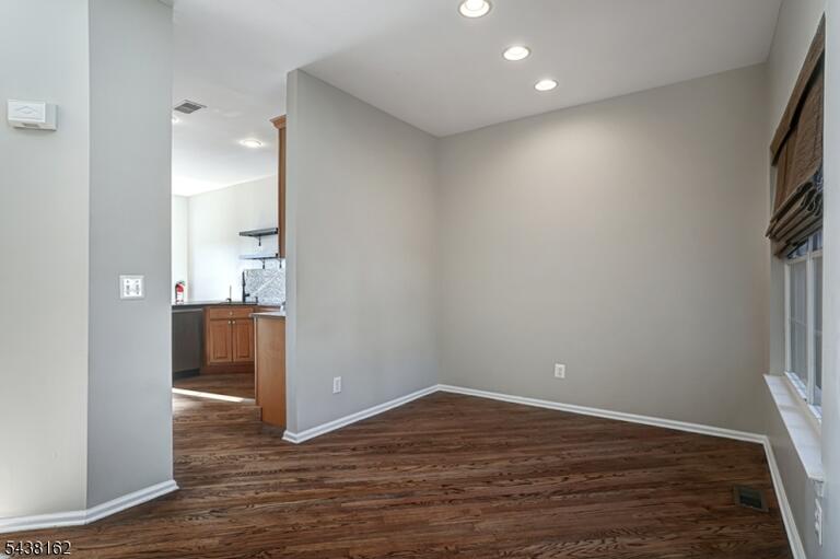 Property listing MLS 4049789 photo 3