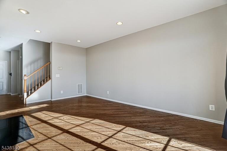 Property listing MLS 4049789 photo 8