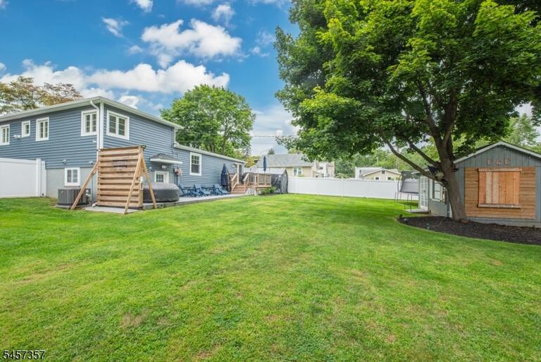 Property listing MLS 4049798 photo 19