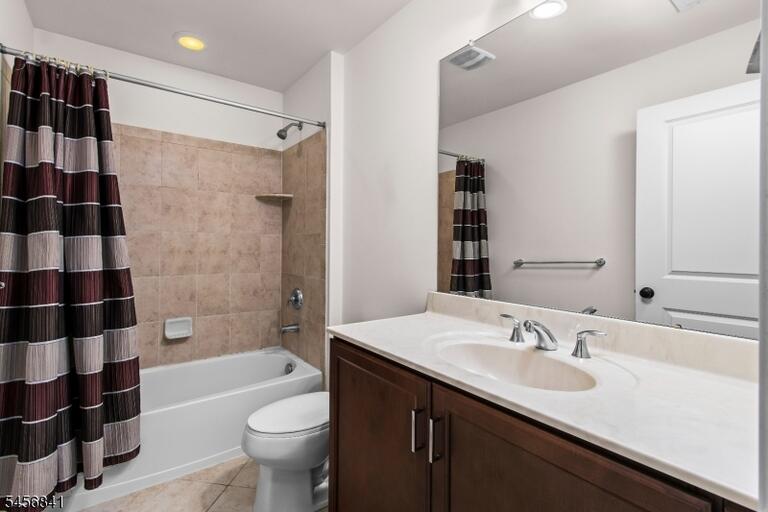 Property listing MLS 4049812 photo 17
