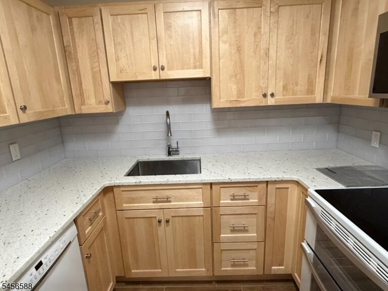Property listing MLS 4049813 photo 7