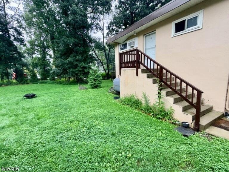 Property listing MLS 4049817 photo 2