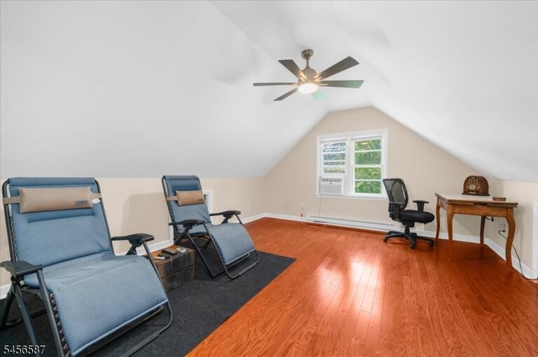 Property listing MLS 4049826 photo 15