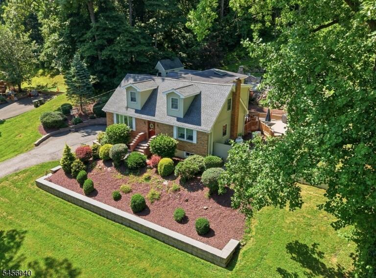 Property listing MLS 4049827 photo 1